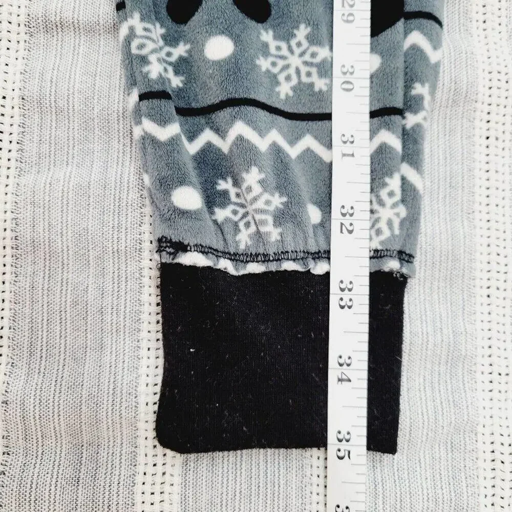 Disney Womens Mickey Mouse Snowflake Fleece Pajama Set Size X-Small Grey Black - Picture 12 of 16